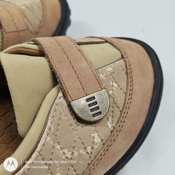 Women's LANDS' END NatureTex Suede Terrain Flats Slip-On Shoes US Size 11 - Picture 6 of 10